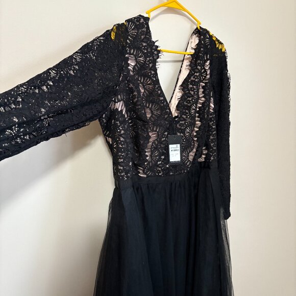 NWT City Chic Black/Nude Lace and Tulle Party Dress - Picture 2 of 5
